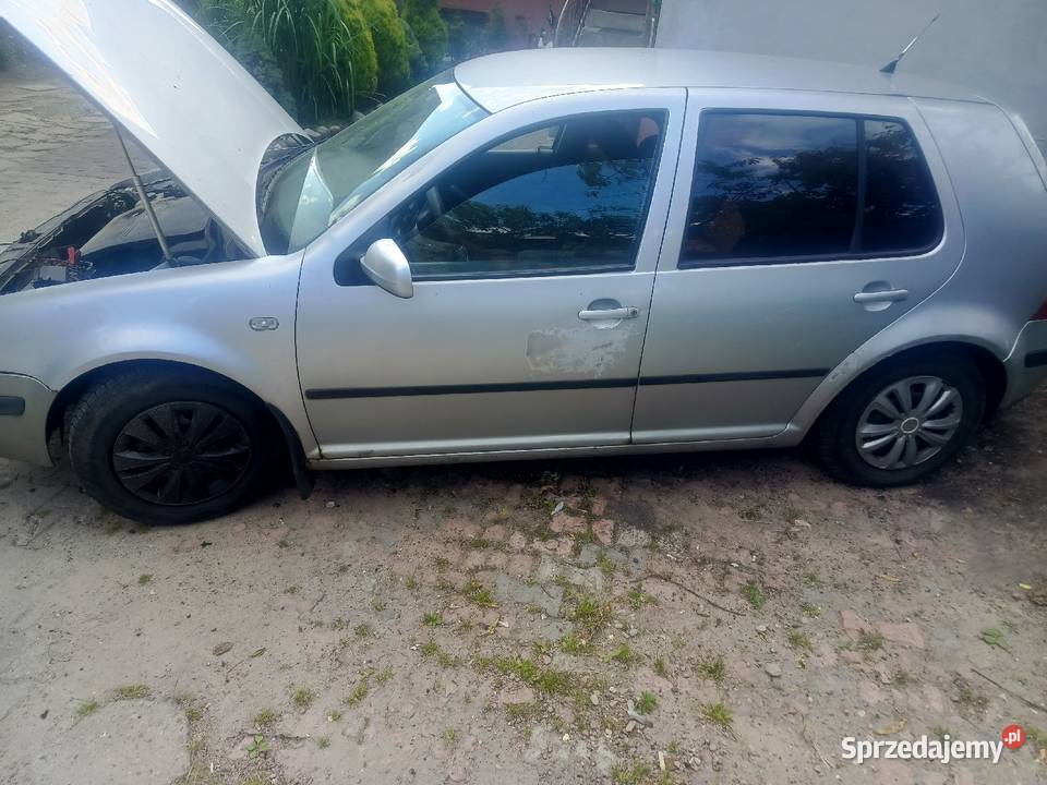 Golf 4 uszkodzony śląskie Myszków