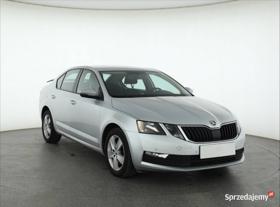 Skoda Octavia 15 TSI sprzedam