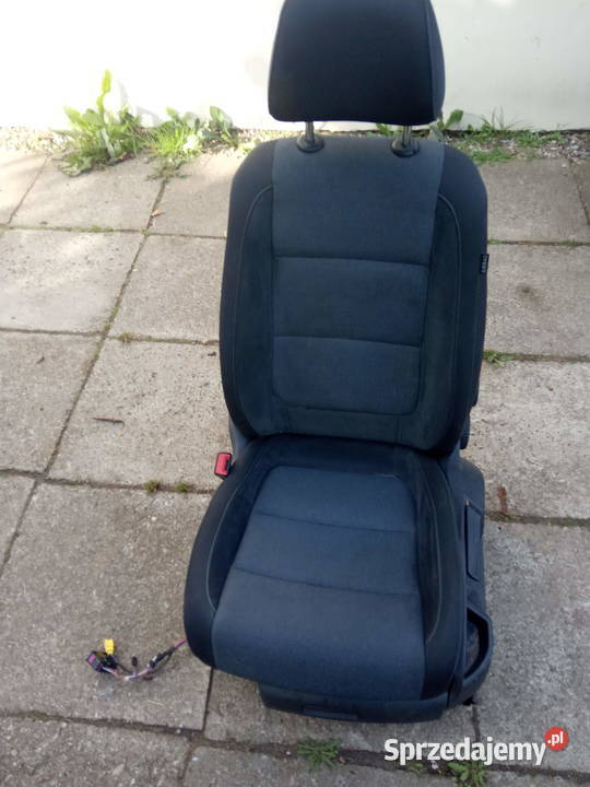 VW GOLF VI PLUS FOTEL KIEROWCY PODGRZEWANY Kobylnica
