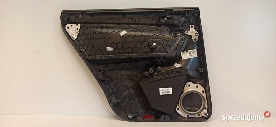 VW TIGUAN ALLSPACE BOCZEK DRZWI PRAWY TYŁ Tapicerki samochodowe dolnośląskie