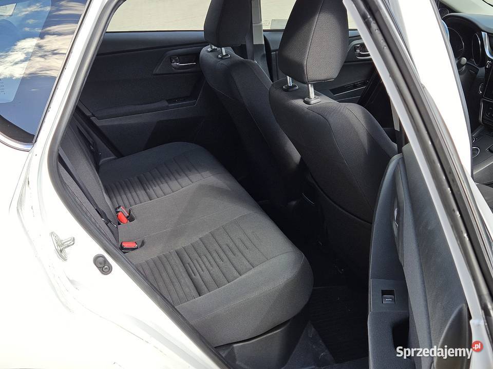 Toyota Auris 18 Hybrid 2018 Samochody osobowe Szulborze Wielkie