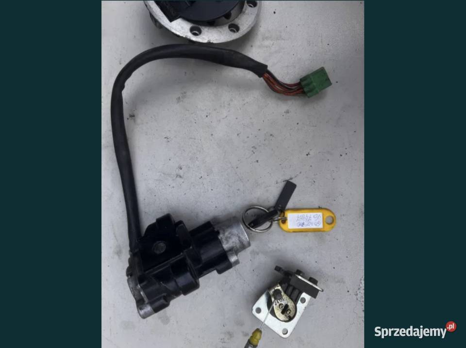 wlew paliwa stacyjka komplet Suzuki GSX 750f Ostrów Wielkopolski sprzedam