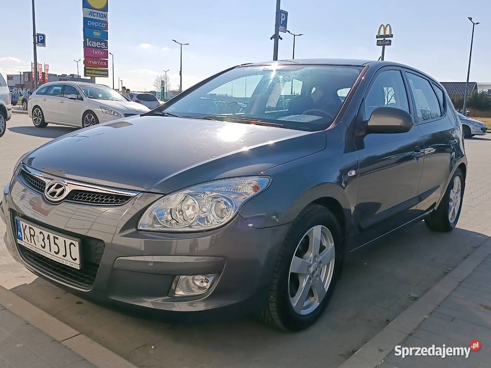 Hyundai i30 16 crdi diesel 155 przebiegu salon 1596cm3 małopolskie Kraków sprzedam