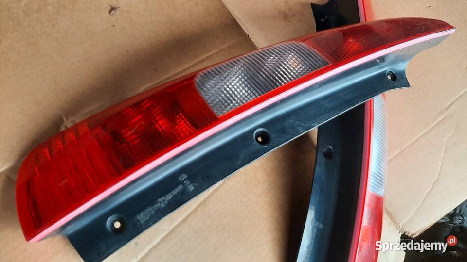 lampa tylna lewa MR957373 prawa MR957374 dolnośląskie Dębno sprzedam