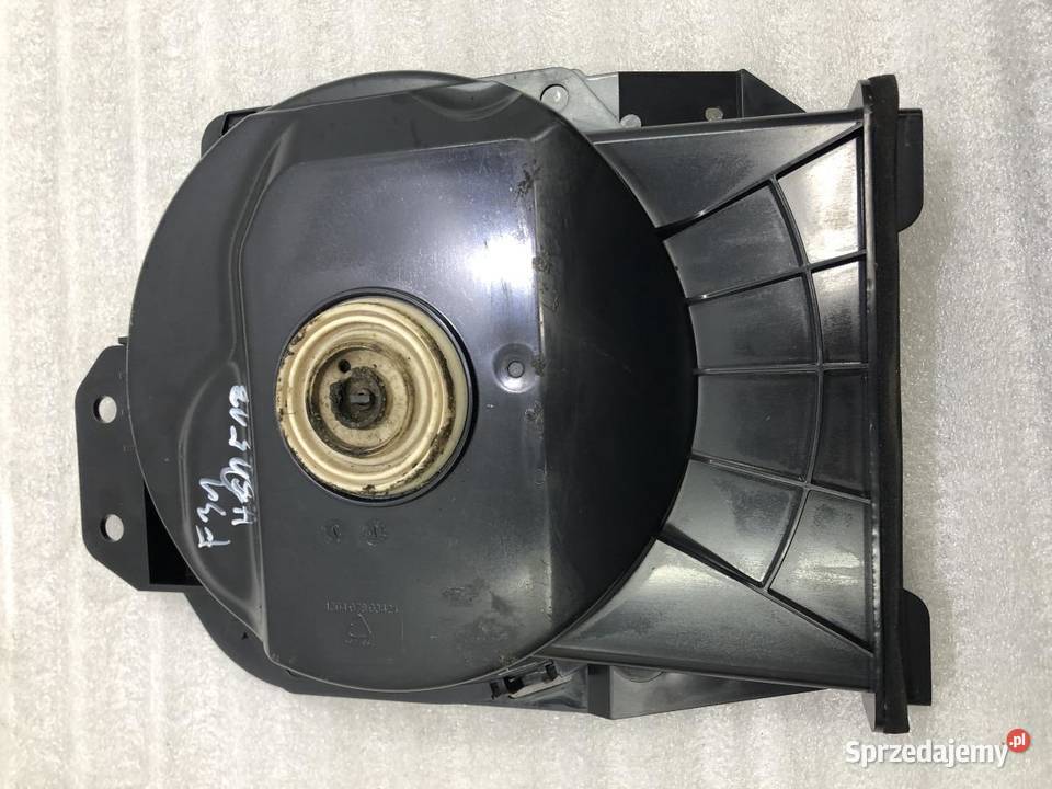 GŁOŚNIK NISKOTONOWY LEWY BMW F31 9210147