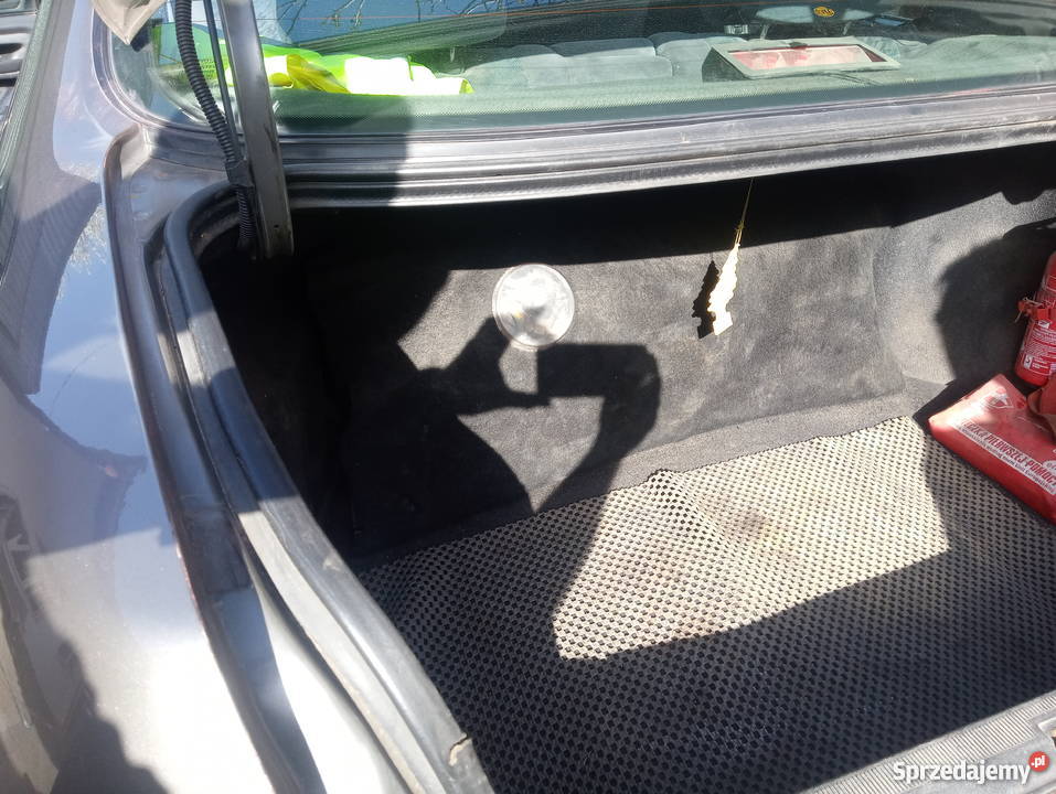 TOYOTA CARINA E 16 16V 4AFE lakier metallic Chełm