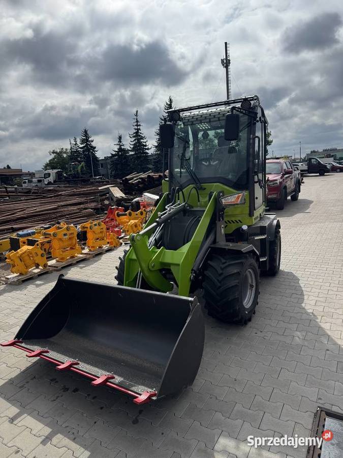 Ładowrka 800 klimatyzacja kamera Ładowarki rolnicze Grudziądz