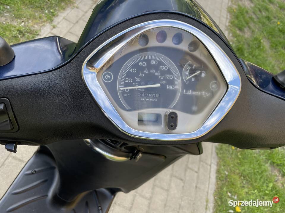 Piaggio liberty 12550 honda sh pcx yamaha xmax