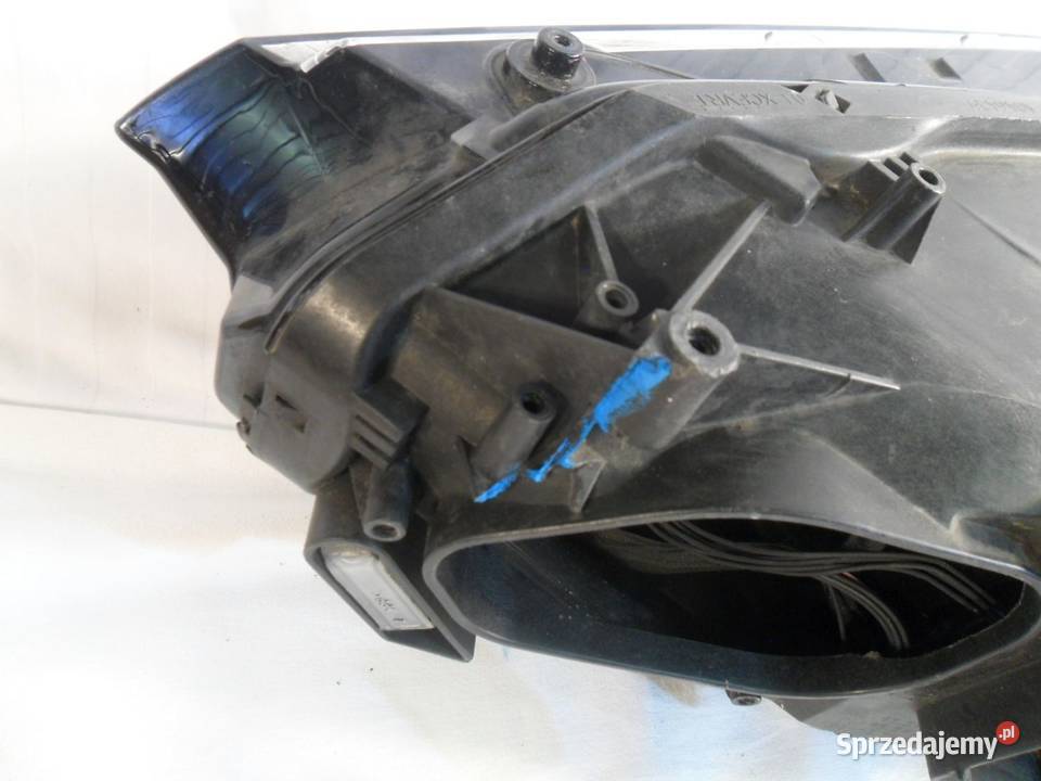Lampa Przednia Prawa VW Passat B8 Nowy Tomyśl