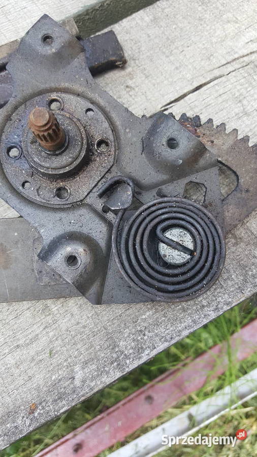 mercedes W114 W115 dźwignia szyby