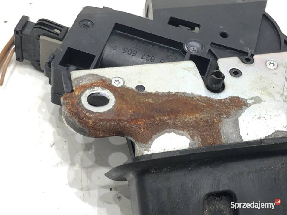 ZAMEK KLAPY TYŁ VW PASSAT CC B6 SedanLimuzyna