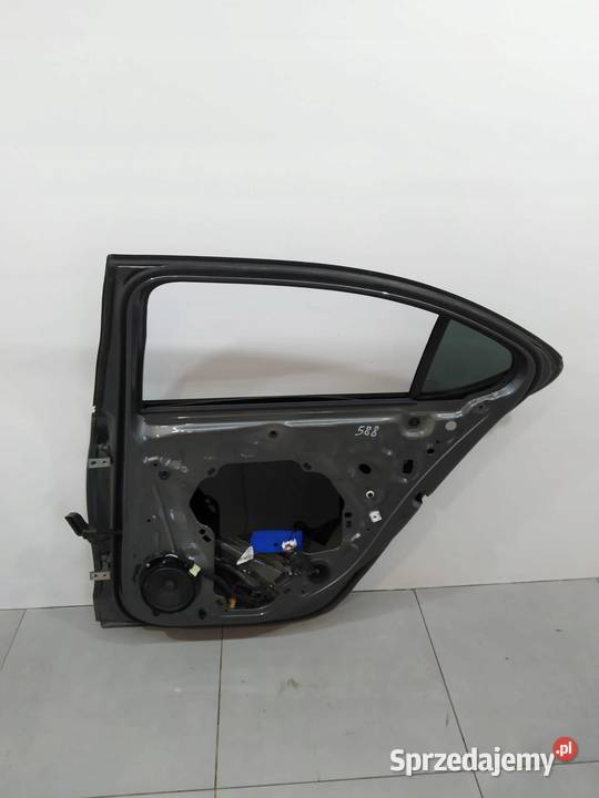 DRZWI PRAWE TYŁ SEDAN HB Skoda Superb IV 2023 osobowe