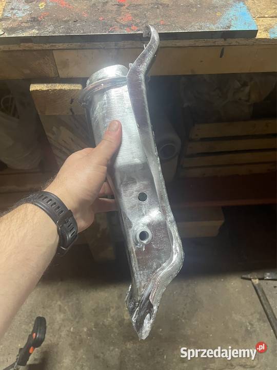 Mocowanie amortyzatora prawe audi a4 b5 80 Małomice