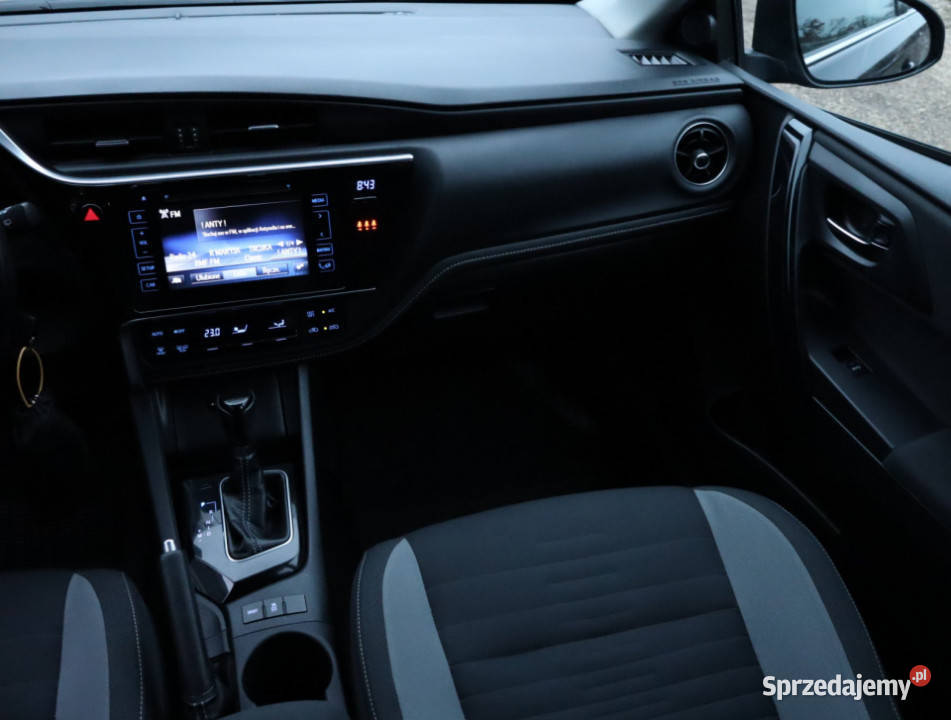 Toyota Auris 16 Valvematic ESP Auris mazowieckie