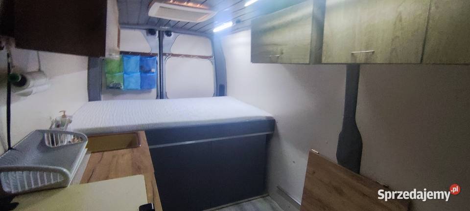 Kamper Renault Master 2016r Rok produkcji 2016 Ostrowiec Świętokrzyski