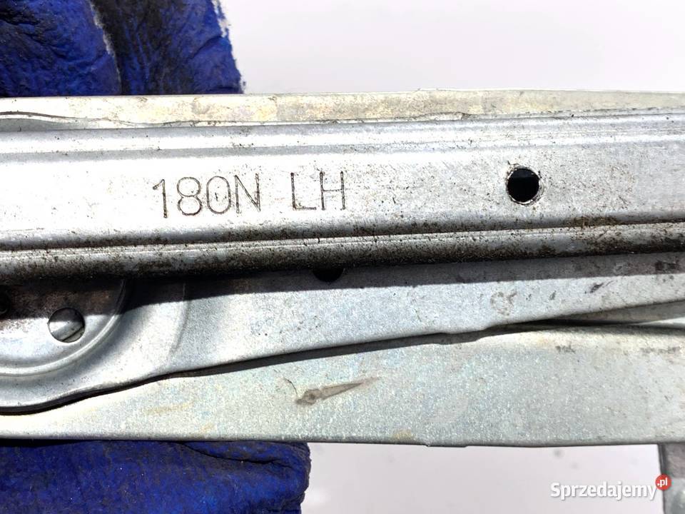 PODNOŚNIK SZYBY LEWY PRZÓD TOYOTA AURIS I osobowe sprzedam