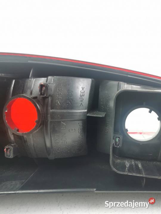 LAMPA PRAWY TYŁ LANCIA PHEDRA 20012010 NOWA