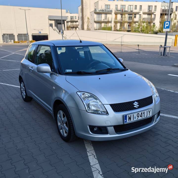 Suzuki Swift 13 benzyna niski przebieg
