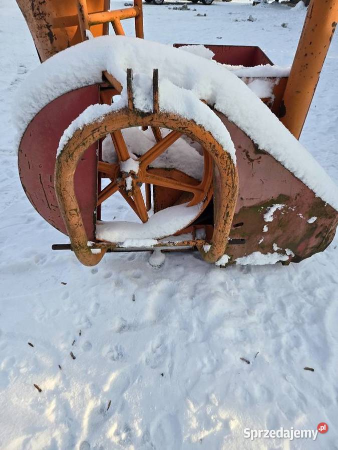 Młynek bijakowy do ciągnika rolniczego Szołtany