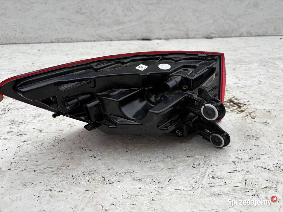 AUDI A4 B9 LAMPA TYLNA PRAWA KOMBI LIFT 2023 Jabłonna