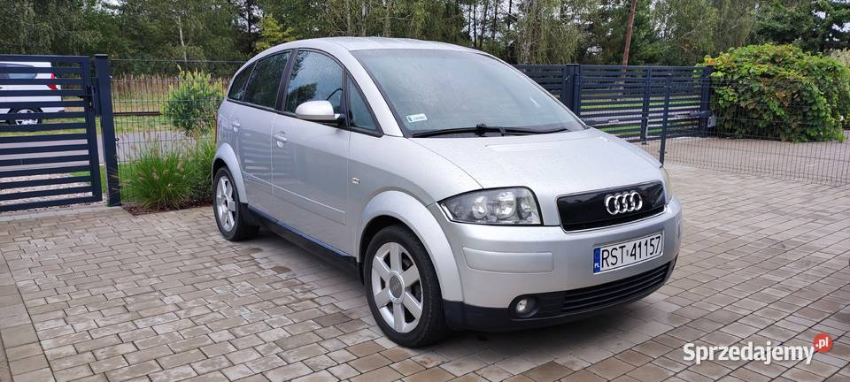 Audi a2 z kompletem opon zimowych światła przeciwmgielne A2 Głosków