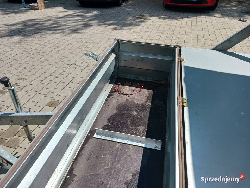 Przyczepa sygnalizacyjna Cargo C0752 z Pozostałe Warszówek