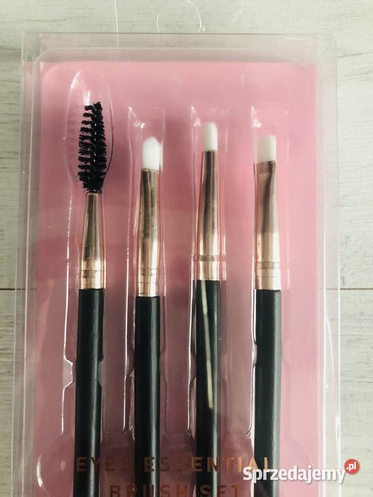 NOWY Zestaw pędzli do makijażu 4 sztuki Dla kobiet Łódź