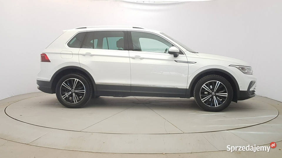 Volkswagen Tiguan 15 TSI EVO Elegance DSG Z Warszawa sprzedam