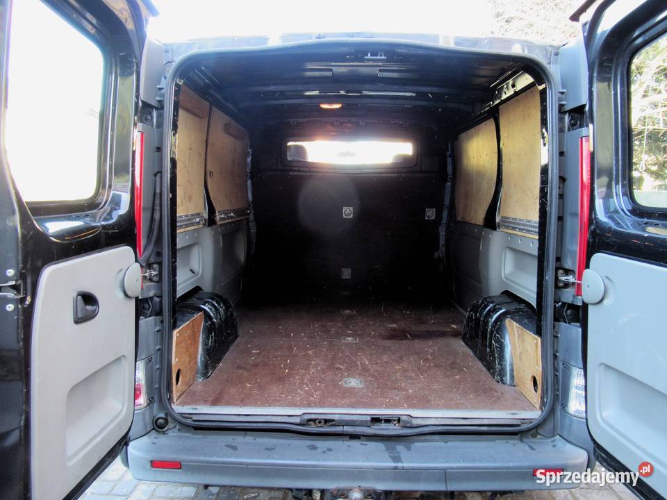 Renault Trafic 20dCi 115 20122013 niski przebieg 2000cm3