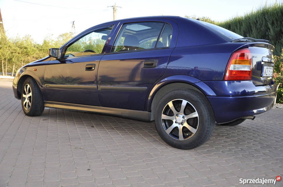 samochod osoboowy opel astra II 1598cm3