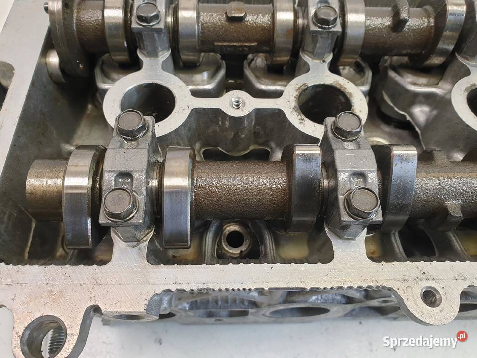 Toyota Yaris III 15 HYBRID GŁOWICA CYLINDRÓW Chełm