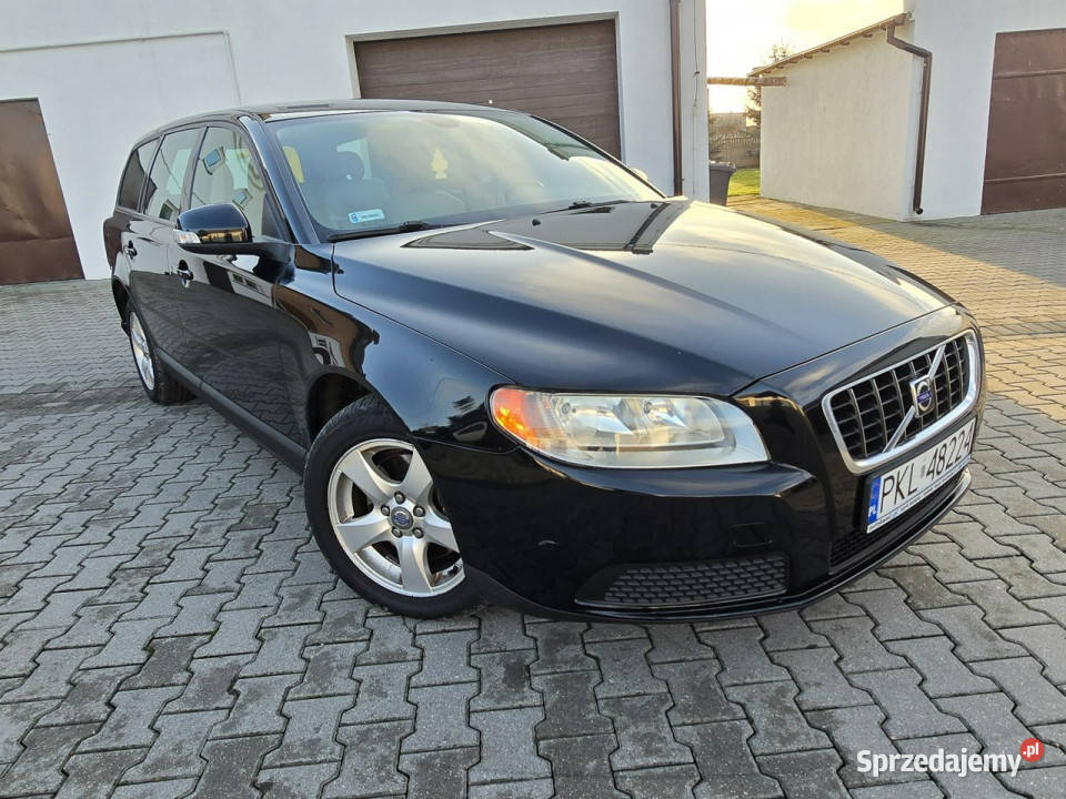 Volvo V70 20 Diesel SkóryNaviTempomatKlimatr 2 nieuszkodzony