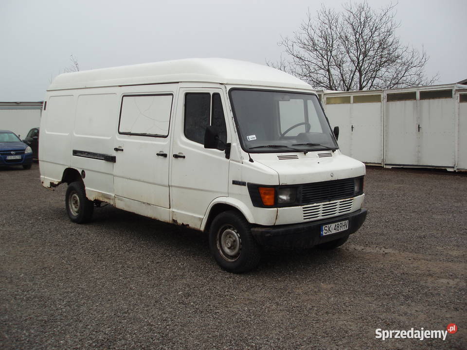 Mercedes Kaczka 310 29D manualna Bodzentyn