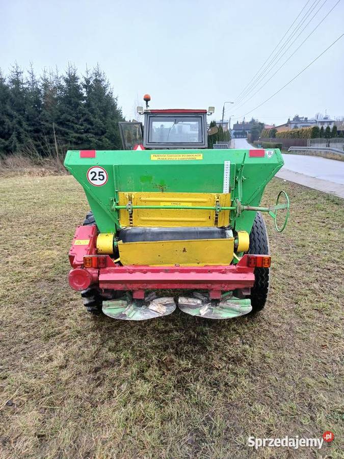 Rozsiewacz wapna rcw3piastwapniarka nieuszkodzony Rzgów