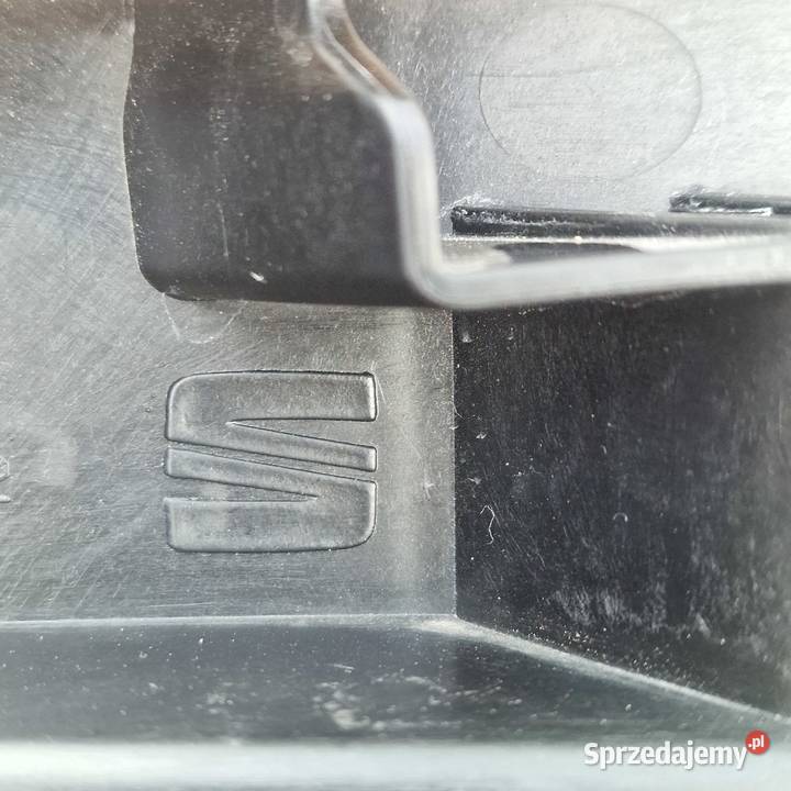 SEAT TARRACO ŚLIZG POD LAMPĘ REFLEKTOR PRAWY lubuskie Bieleń
