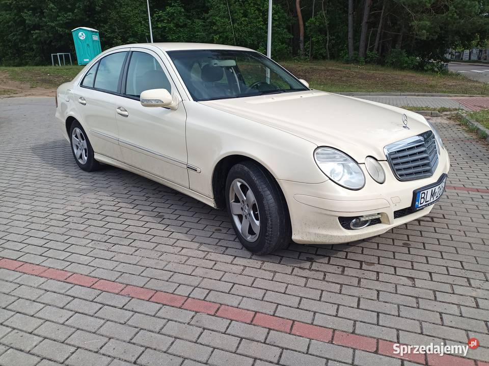 Mercedes W211 E220CDI sedan Rok produkcji 2009 Białystok