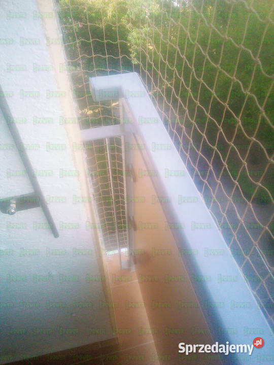 Siatka zabezpieczająca balkon przeciw ptakom Warszawa