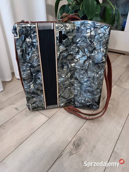 Akordeon niemiecki 80 basow Dębica