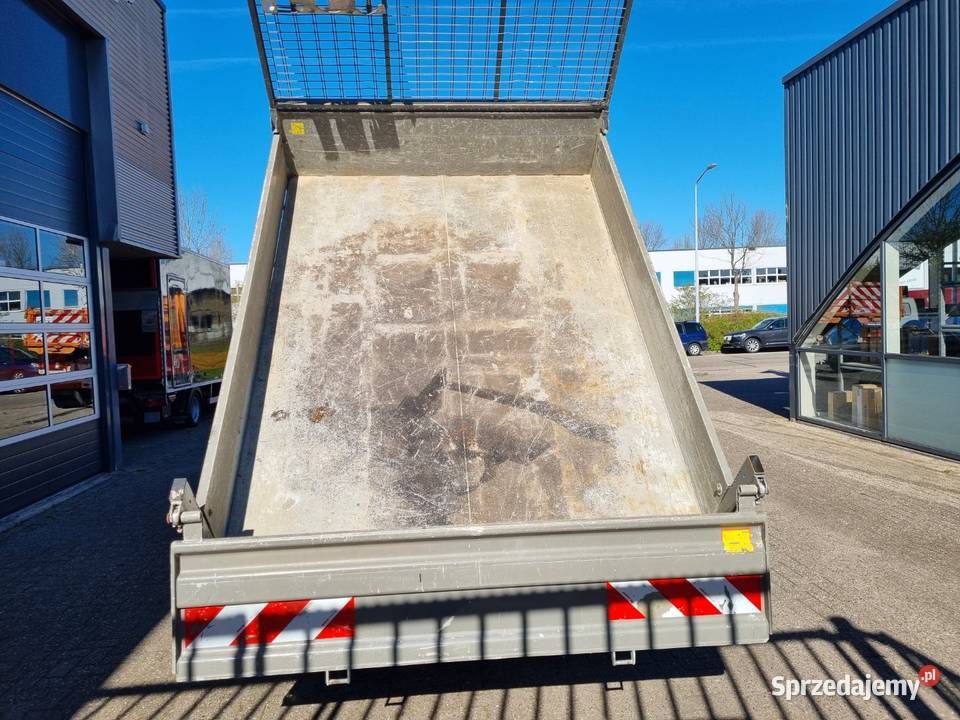 Wywrotka 2 osiowa 4x2 Iveco Wywrotki