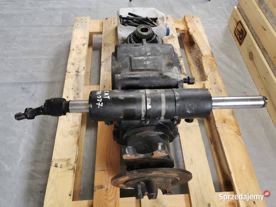 CAT TH 337 Środek mostu Carraro Wilkowo