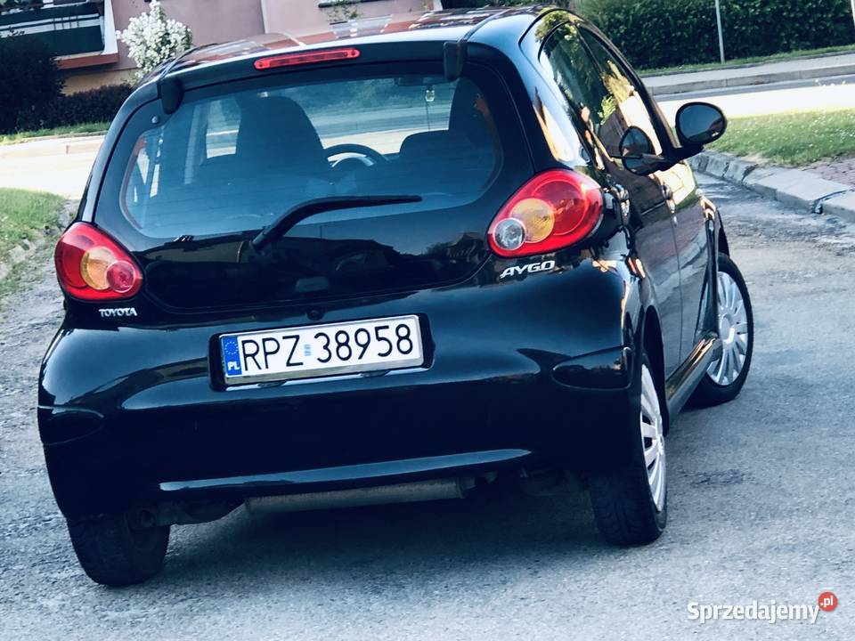 Toyota Aygo 10 VVTi KLIMATYZACJA 5drzwi BLACK Przeworsk