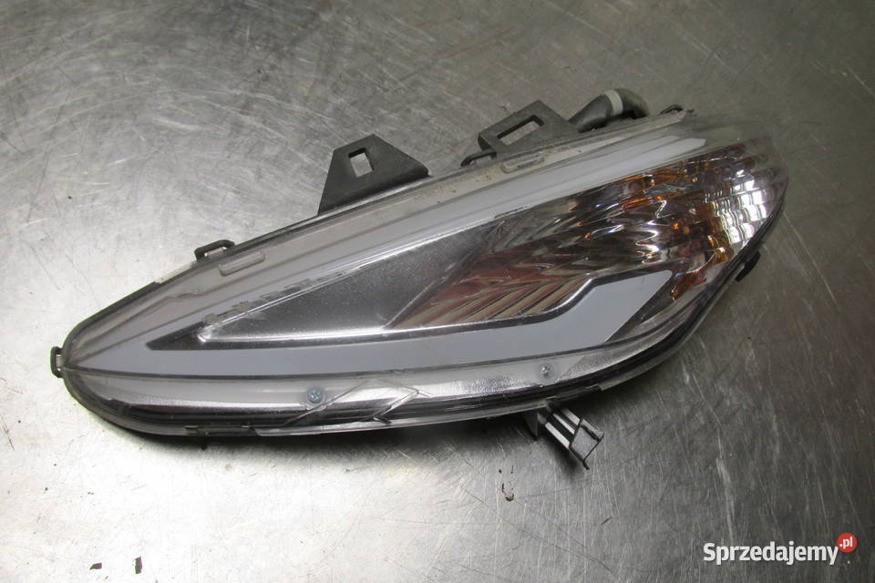 Kierunkowskazy przód Honda SH 300 18r części Sandomierz