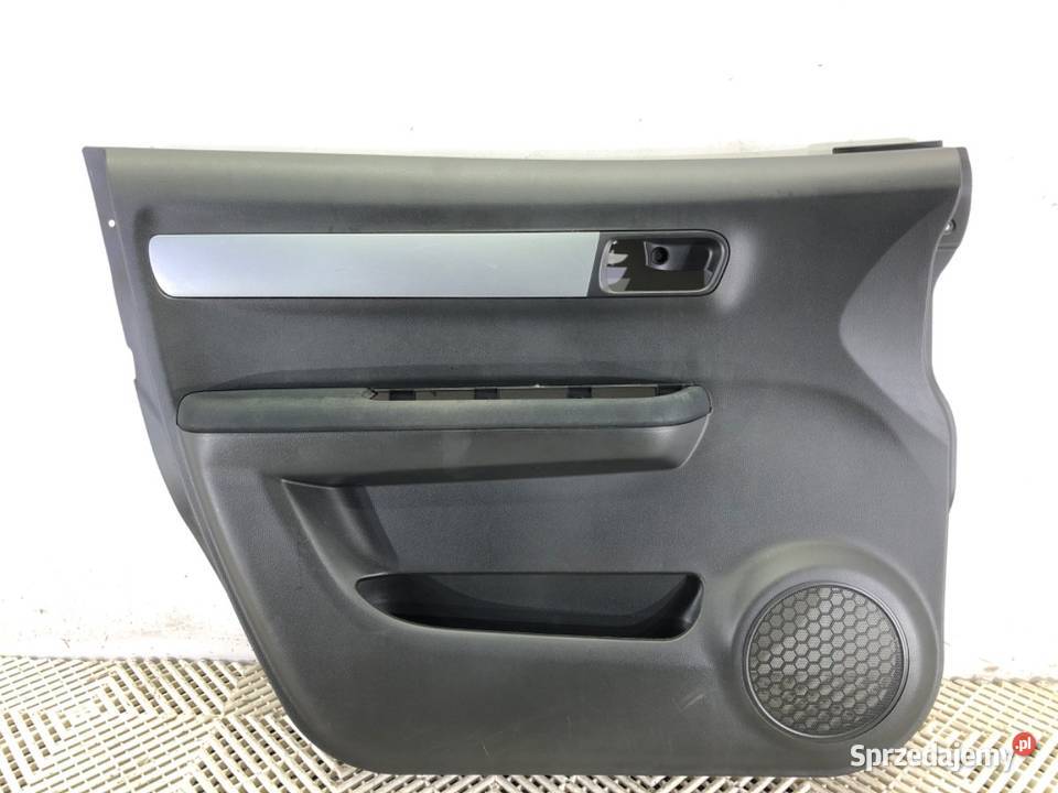 BOCZEK DRZWI LEWY PRZÓD SUZUKI SWIFT III podkarpackie