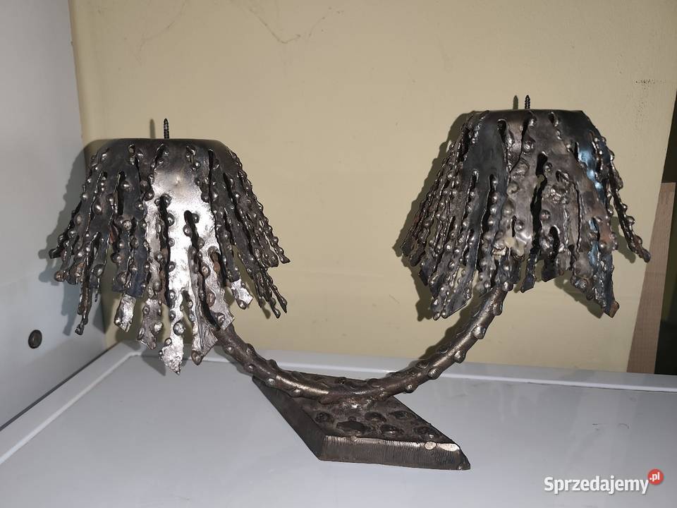 Świecznik rzeźbiony metalowy świecznik metalowy Wrocław