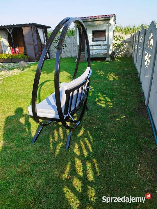 Stylowa ławka ogrodowa Kobylin