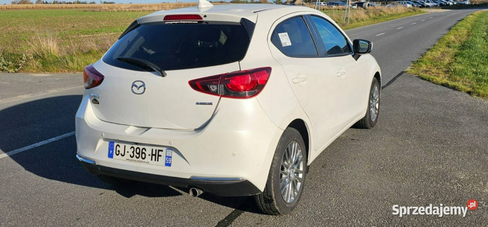 Mazda 2 15i hybrid III 2015 90KM