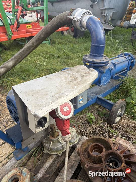 Przepompownia pompa do wody szamba Maszyny rolnicze mazowieckie Myszyniec