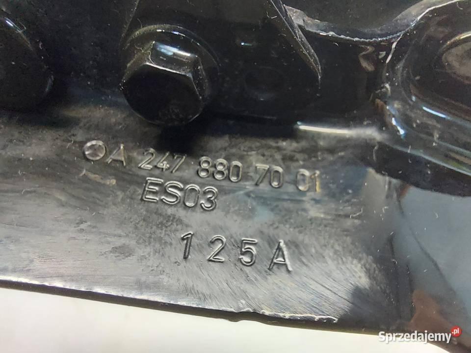 Mercedes EQA 250 W243 ZAMEK MASKI PRAWY PRZÓD osobowe