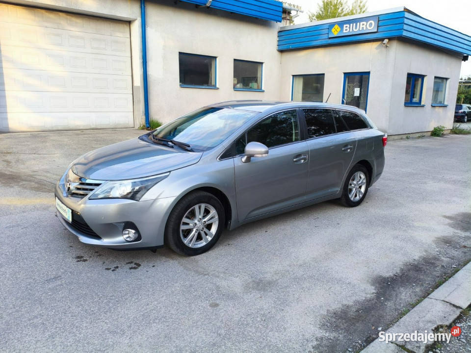 Toyota Avensis Kamera ks serwisowa ładny III ASR (kontrola trakcji) lubelskie sprzedam