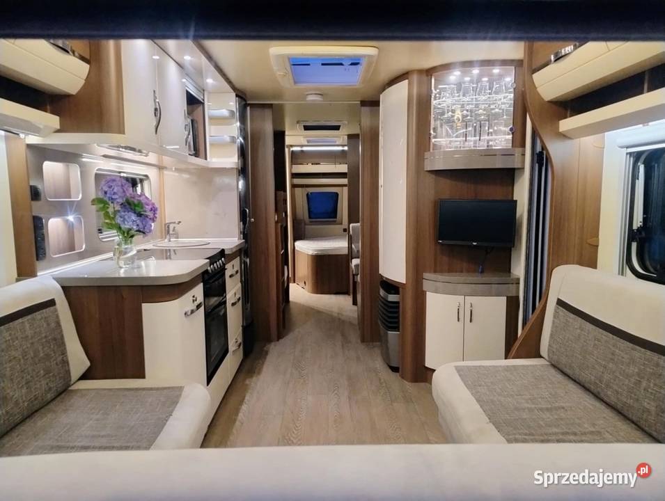 DOM NA KÓŁKACH PRZYCZEPA HOBBY PRESTIGE VIP 7 niskopodłogowe Myślenice